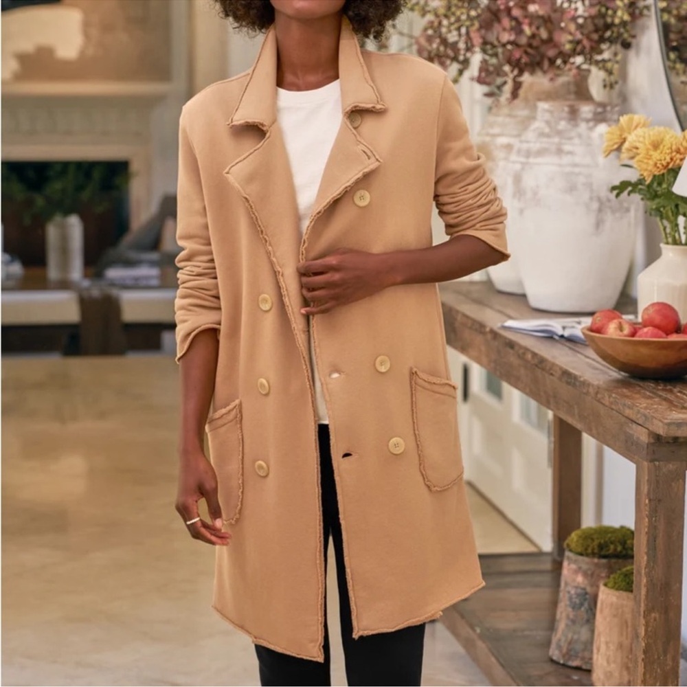 Frank & Eileen BELFAST TRENCH
Sweatshirt Trench Coat, New, Camel Color
$325 $400
